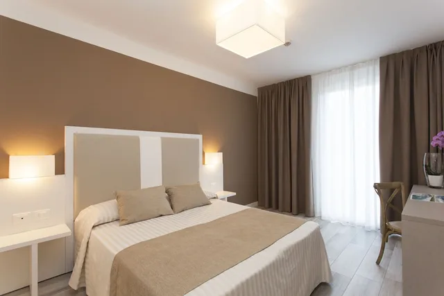 غرفة كلاسيكية بسرير مزدوج بشرفة، Hotel Greif 2/6
