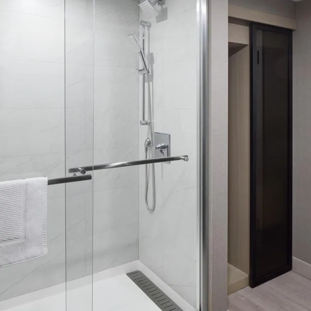 غرفة ركنية بسرير كينج، Toronto Airport Marriott 8/10