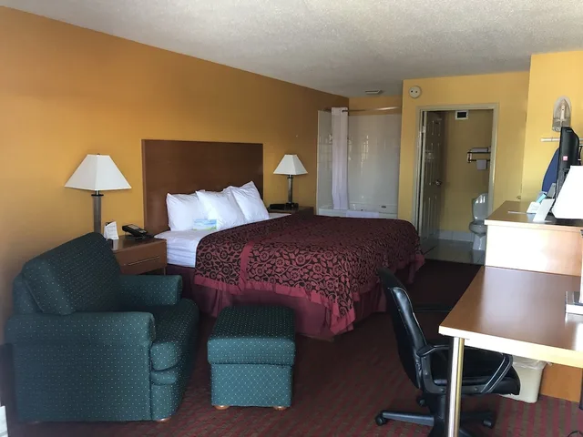 جناح استوديو بسرير كينج، Days Inn By Wyndham Franklin Ex Days Inn Franklin Ky 3/5