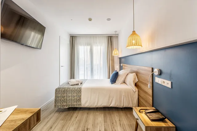 Room, Single, Balcony, THB Gran Bahia 5/10
