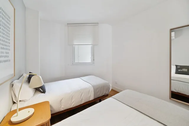 شقة كومفورت بسريرين منفصلين بغرفتي نوم مع أريكة، Limehome Madrid Calle de Nunez de Balboa 4/7
