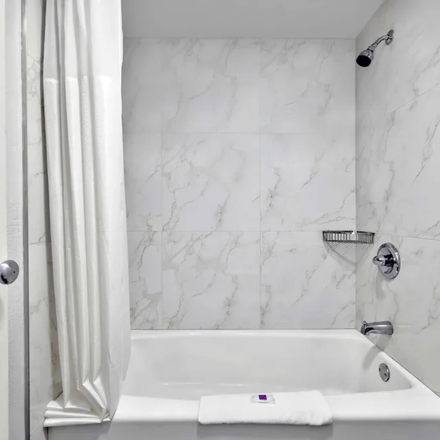 غرفة بسريرين كوين للمدخنين، Motel6 Plano, TX - Plano Northeast 7/7