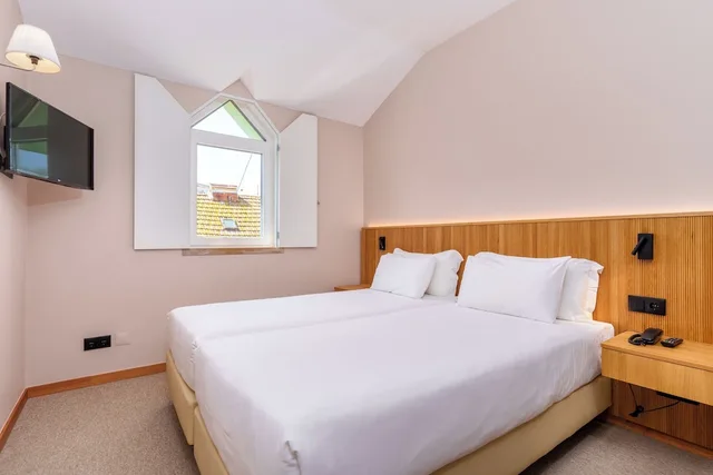 غرفة بسريرين منفصلين، Cascais Hotel 1/10