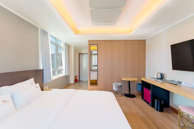 غرفة قياسية بسرير مزدوج، Central Park Hotel Busan 2/8