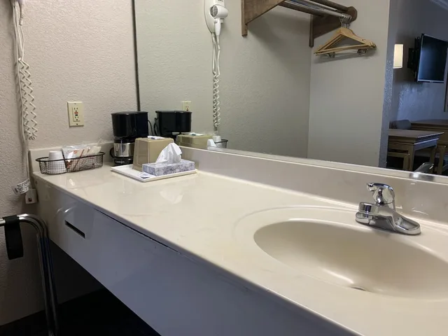 غرفة بسريرين كوين للمدخنين، Americas Best Value Inn Houston Hobby Airport 3/5