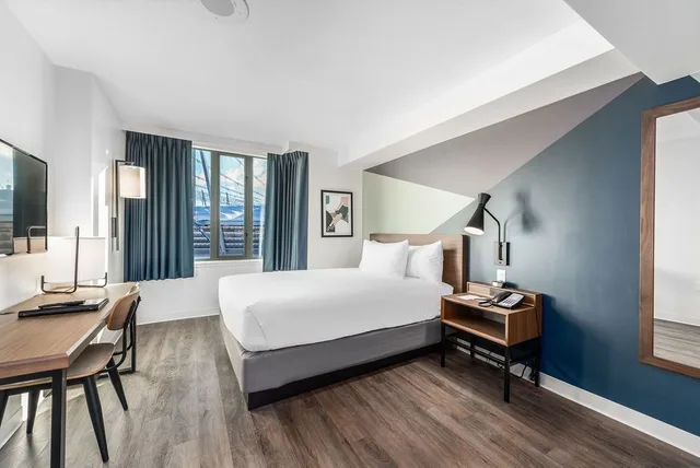 غرفة سوبيريور بسرير كوين، Hotel Willo 3/4