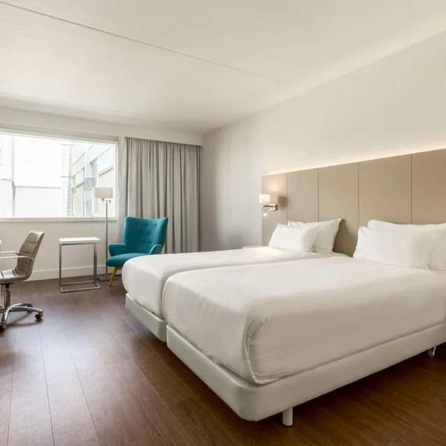 Superior, Double or Twin Bed, Xl، Nh Schiphol Airport 3/8