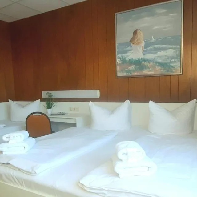 غرفة عائلية، Central-Hotel Tegel 10/10