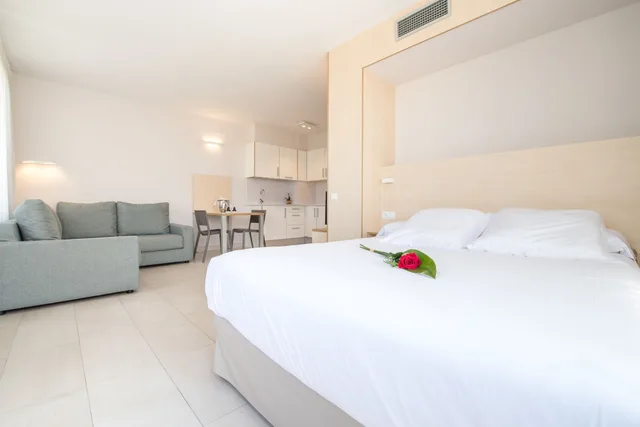 شقة سوبيريور، Apartamentos Atenea Park 1/10