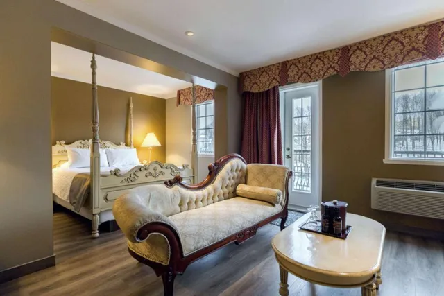 Upgrade, Suite, Queen Bed, St Christophe Hotel Spa Ascend Hotel Collection 3/4