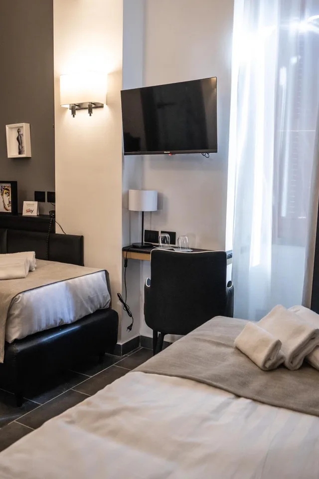 Room, Twin Beds, Relais Manzoni 6/10