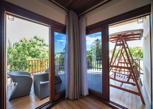 Araamu Holidays and Spa، Male 28/60