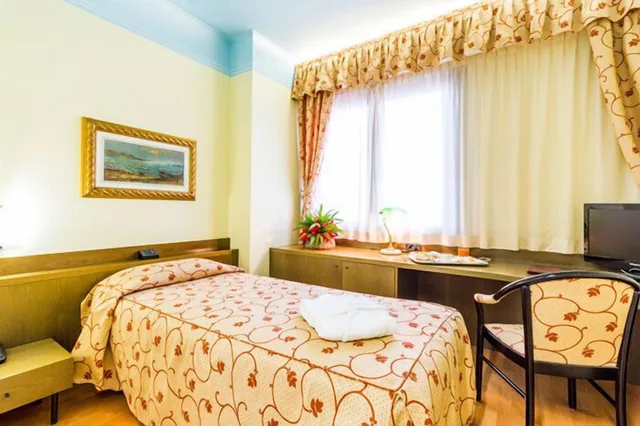 غرفة قياسية مفردة، Hotel Melas 1/3