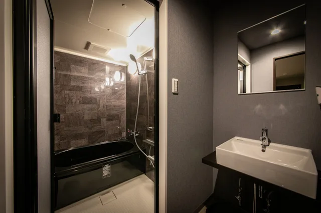 Royal, Suite, King Bed, Electronic Cigarette Only, Smoking، Design Hotel Blax 7/7