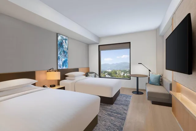 غرفة ديلوكس بسريرين منفصلين، Fairfield by Marriott Dehradun 2/4