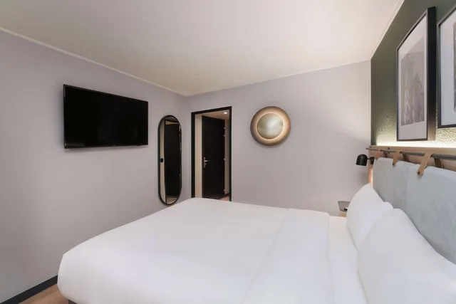 غرفة قياسية بسرير كوين، Campanile Nice Airport 9/10