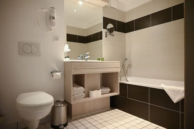 Superior, Building, Queen Bed, Sofa, Annex، Ancor Hotel 7/7