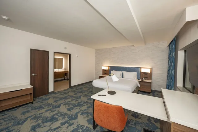 استوديو بسرير كينج مع أريكة لذوي الإعاقة، Hampton Inn & Suites Irving Hwy 183 1/3