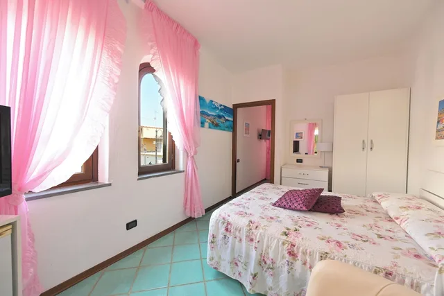Room, Quadruple, 2 Double Beds, HOTEL ANNABELLE 4/10