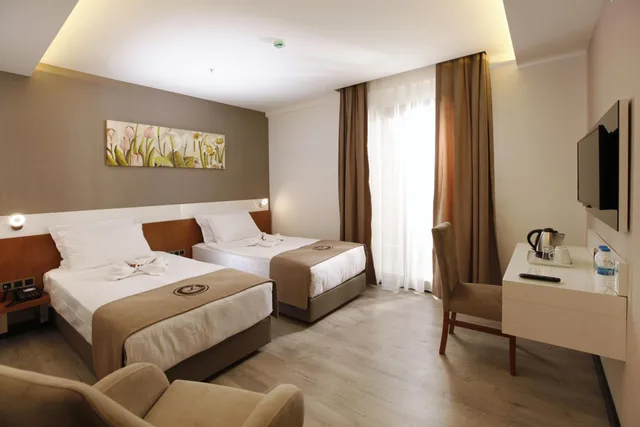 غرفة بسرير مزدوج بشرفة، Buca Residence Hotel 2/10
