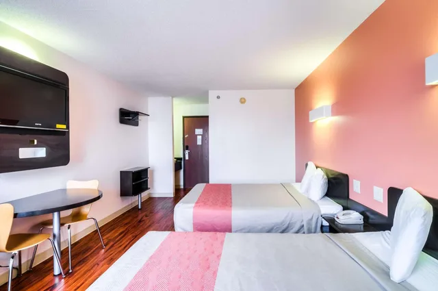 غرفة رباعية للمدخنين، Motel6 Lansing, IL - Chicago South 1/5