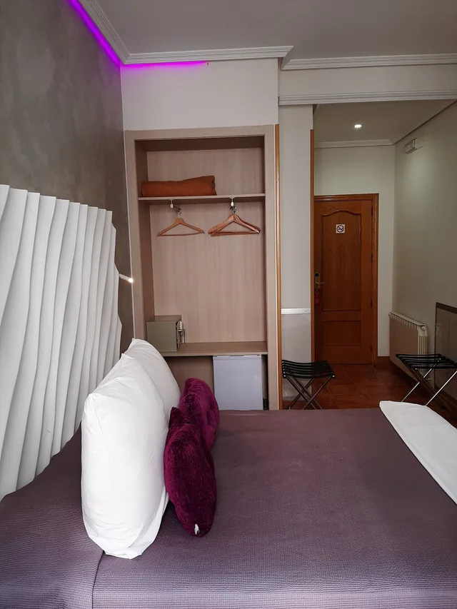 Interior, Superior, Double Bed, Private Bathroom, Hostal Las Fuentes 9/10