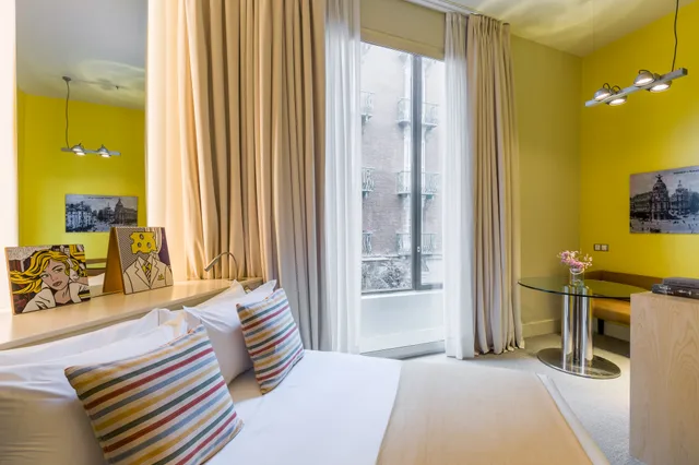 غرفة خارجية بسرير مزدوج، Room Mate Alicia 1/8