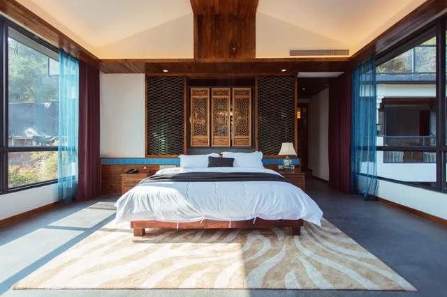 جناح عائلي بسرير كينج وسريرين منفصلين بإطلالة على النهر بغرفتي نوم، Li River Retreat Guangxi 1/3