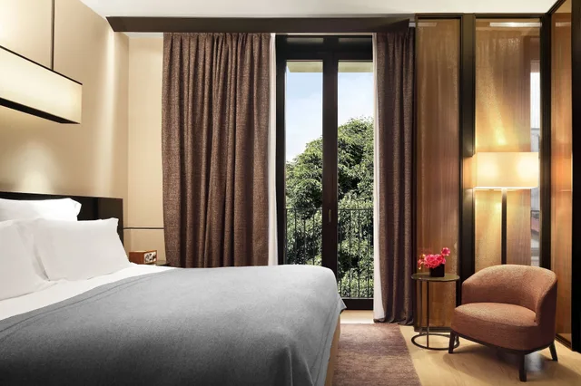 غرفة سوبيريور بسرير كينج، Bulgari Hotel Milano 6/9