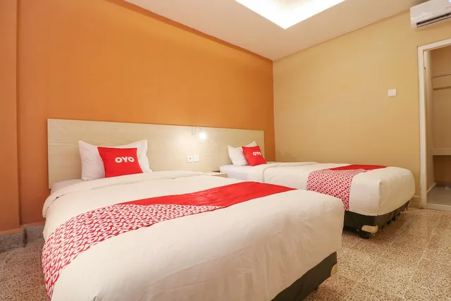غرفة قياسية بسريرين منفصلين، OYO 1384 Pulau Bali Hotel 4/4