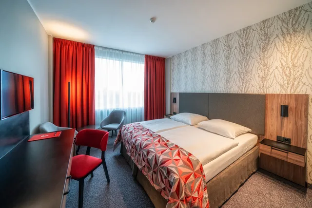 غرفة قياسية بإطلالة على النهر مفردة بسرير كينج، Hotel Park Plaza 7/11