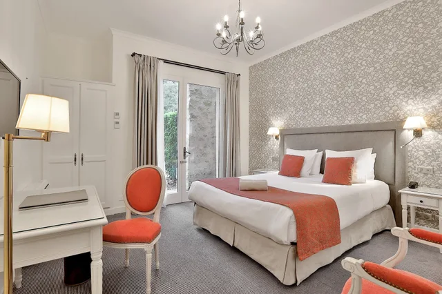 غرفة كلاسيكية، CHATEAU DES VIGIERS 1/3