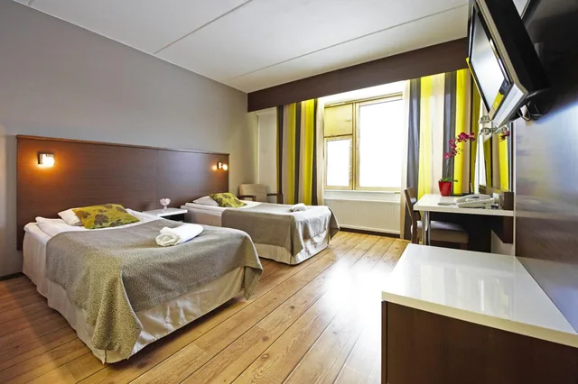 غرفة ثلاثية، Hotel Kurikka 1/8