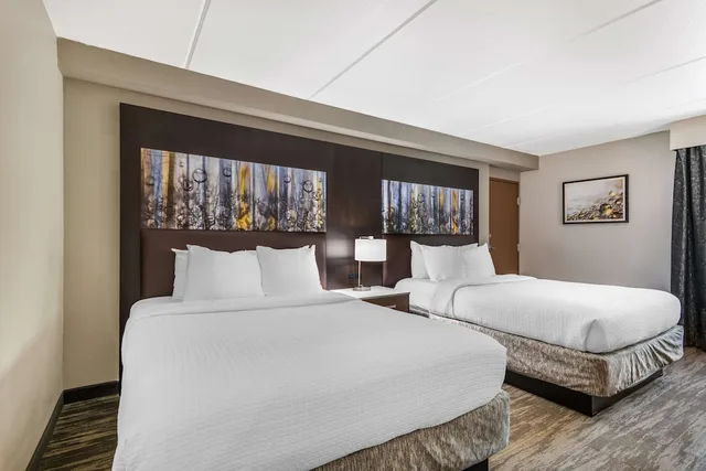 Standard, 2 Queen Beds, Best Western Atlanta-Marietta Ballpark Hotel 3/6