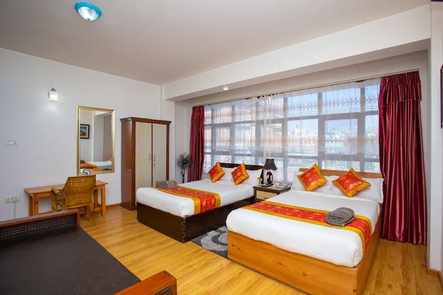 غرفة ديلوكس بسرير مزدوج بغرفتي نوم، The Boudha Inn 3/10