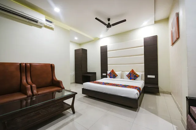 OYO Rooms Railway Station Exit Gate, Amritsar 28/60