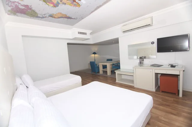 غرفة قياسية بسرير مزدوج، Etap Mola Hotel 2/6