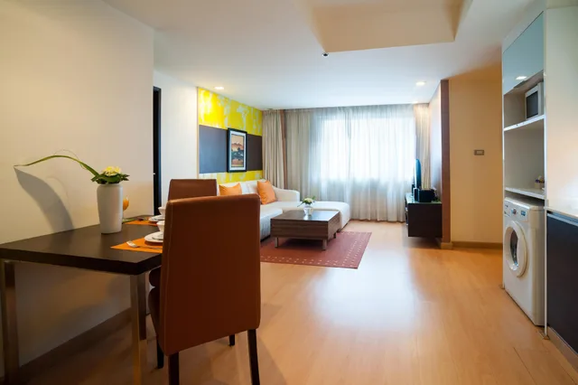 جناح بسرير كينج وسريرين منفصلين بغرفتي نوم، ASPEN SUITES HOTEL SUKHUMVIT 2 BANGKOK 2/3
