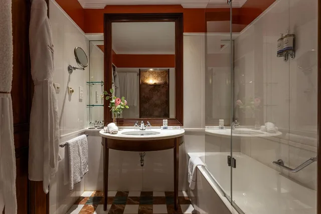 غرفة بريميوم بسريرين منفصلين بإطلالة على الحديقة، Pestana Palace Lisboa 8/8