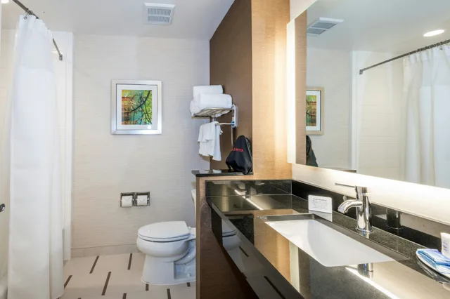غرفة بسريرين كوين، Fairfield Inn Suites Enterprise 2/3