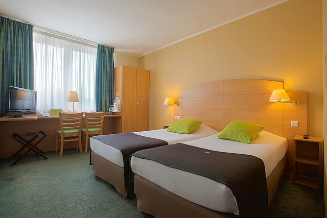 غرفة قياسية بسريرين منفصلين، Campanile Lublin 7/10