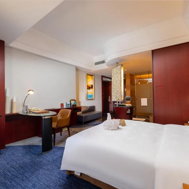 Macau, Deluxe, King Bed, Ocean View، Zhuhai Charming Holiday Hotel 2/6
