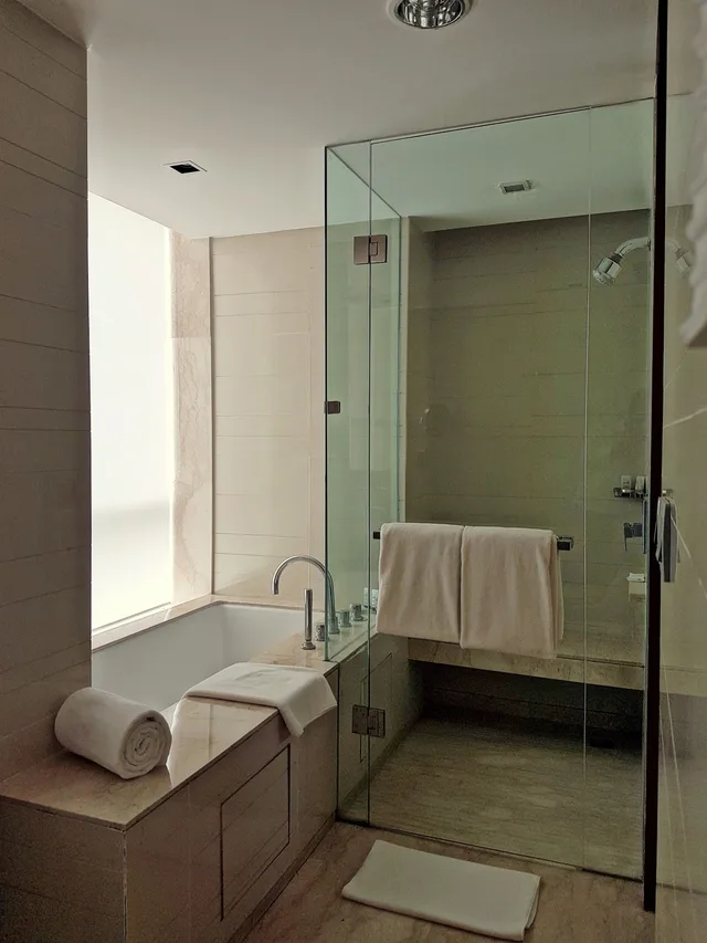 Regency, Suite, King Bed, Hyatt Regency Amritsar Hotel & Spa 6/6