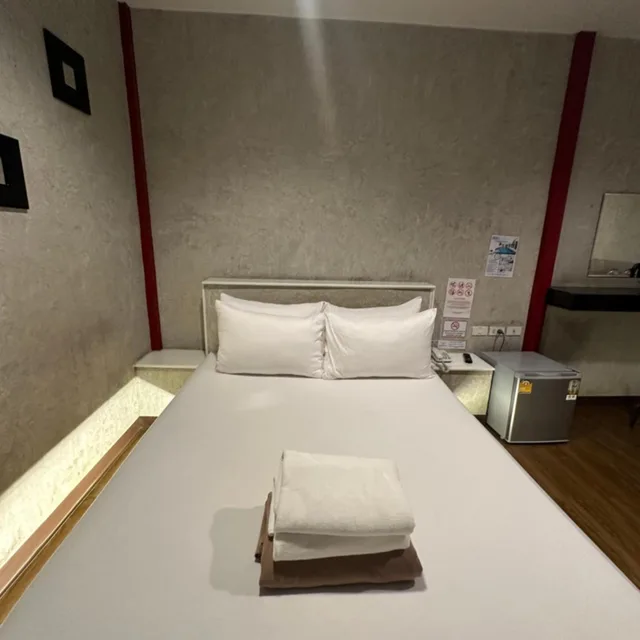 غرفة قياسية بسرير كوين، Love Box Resort 3/4