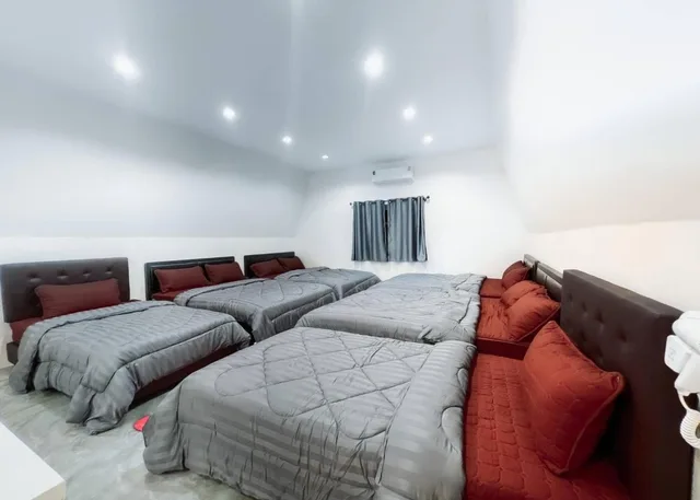 فيلا بمسبح خاص، Poomvarin Resort 3/7