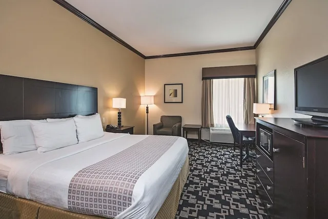 غرفة ديلوكس بسرير كينج لذوي الإعاقة، Motel6 Joshua, TX 2/8