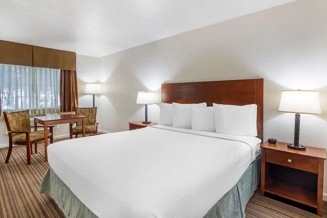 غرفة بسرير كينج، Best Western Capital City Inn 2/4