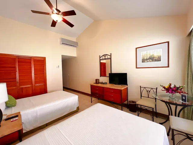 غرفة ديلوكس بسرير مزدوج بإطلالة على الحديقة، Villa Mercedes Palenque 1/7