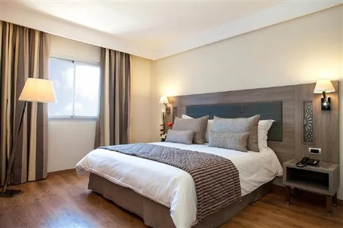 غرفة بسرير مزدوج أو سريرين منفصلين، Sky Casa Airport Casablanca 1/1