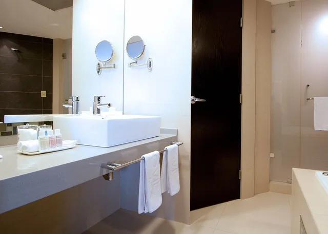 جناح بسرير كينج، Hotel Novit 3/3